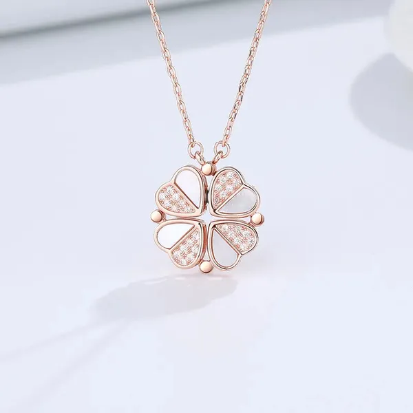 Gold_Heart_Clover_Necklace_For_Women